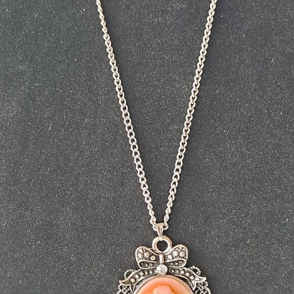 Cameo Necklace and Earring Set - Picture 6 of 8